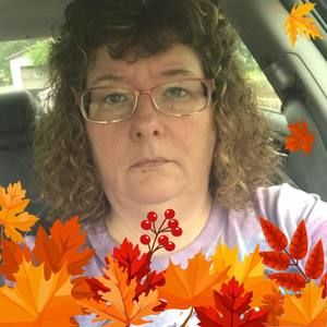 Meet your Posher, Leanne